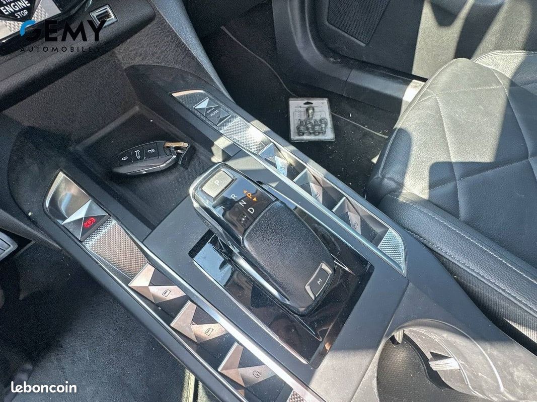 DS DS3 Crossback PureTech 130 EAT8 Toits de Paris (image 18)