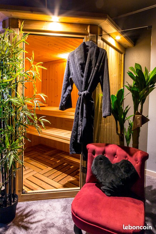 Séjour romantique avec spa sauna Perpignan (image 8)