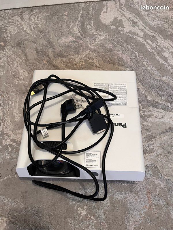 Video projector Panasonic (image 11)