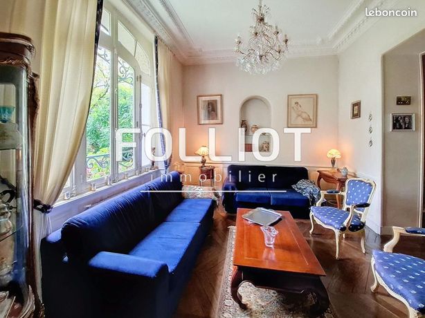 https://img.leboncoin.fr/api/v1/lbcpb1/images/84/99/ec/8499ecb3fabf6975910d84ab58d20980f4cbf0f5.jpg?rule=ad-image