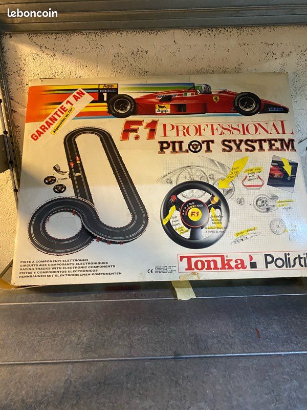 Circuit Routier Tonka Polistil F1 – Ferrari Et Benetton, Complet, Fonctionnel (Ferrari à Réviser)