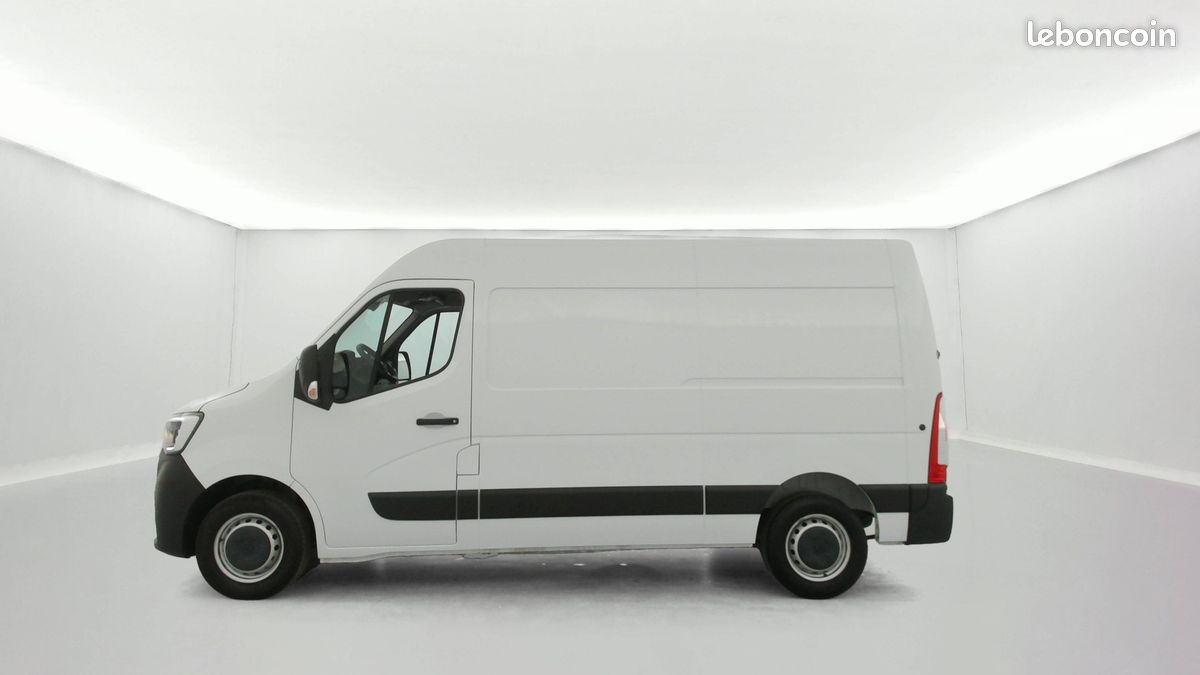 RENAULT FG Tr CF F3500 L2H2 Blue dCi 135 E6DF (image 2)