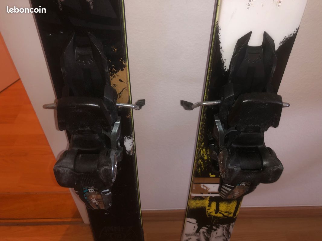 chaussure de ski salomon taille 26 Chaussures de ski SALOMON taille 26 ( taille 40)