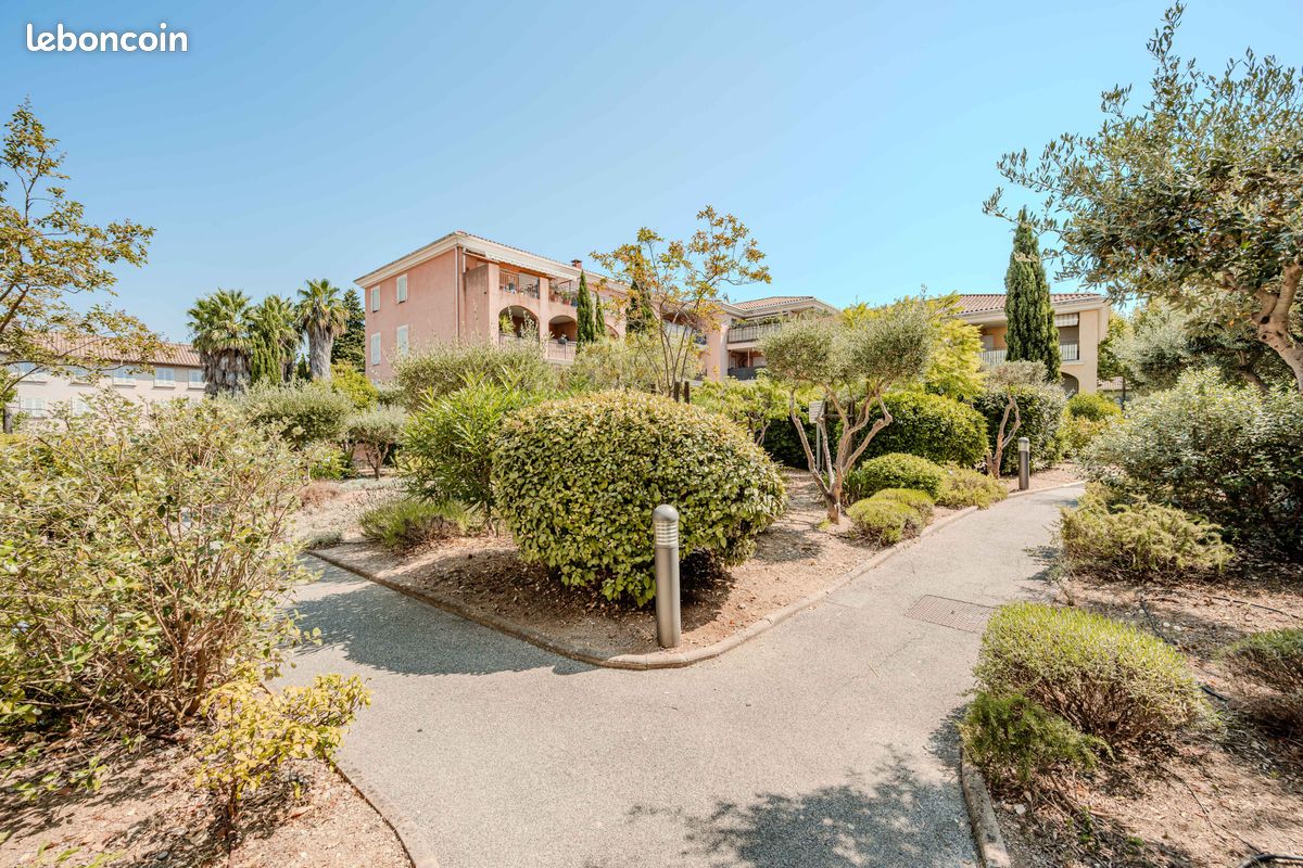 Appartement 2 pièces 36 m² · à Hyères · 36 m² · 185 000 €