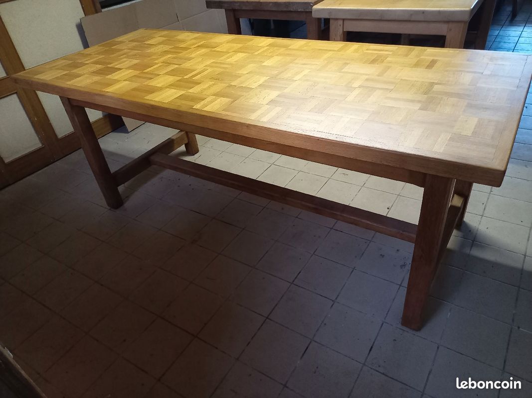 Table campagnarde en chêne clair (image 1)