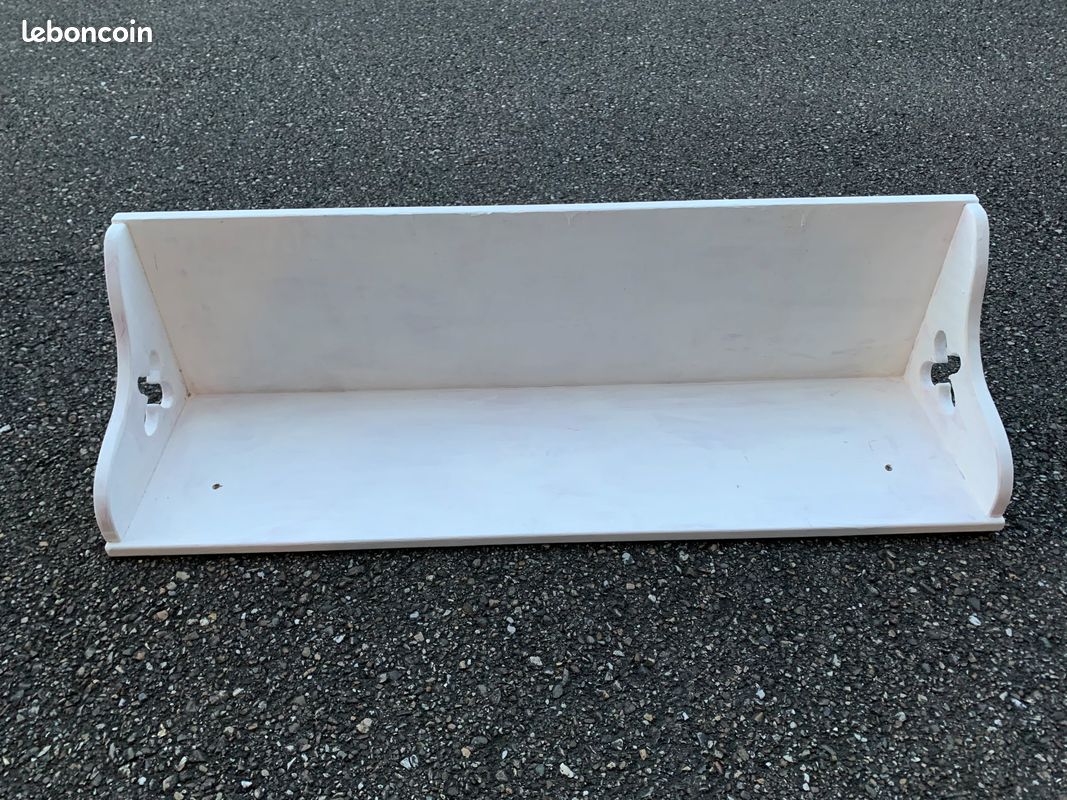 Etagère blanche (image 1)