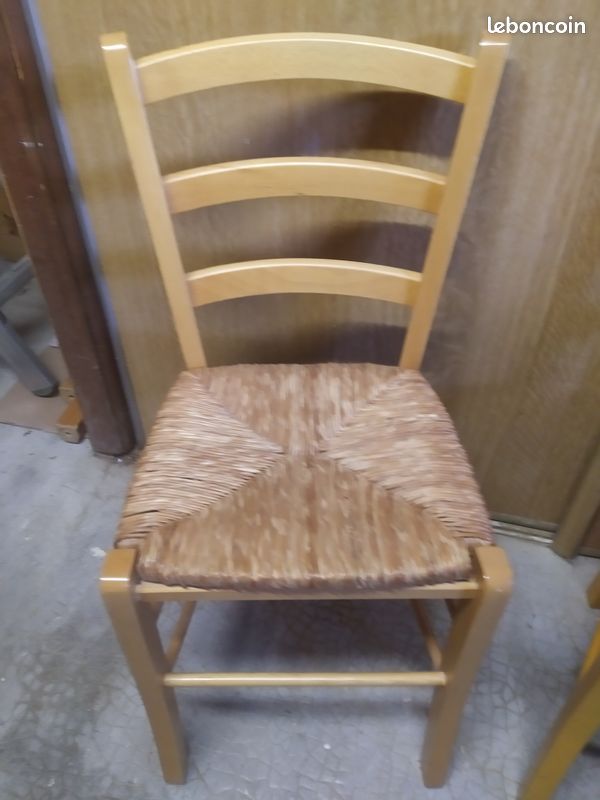 Chaises paille (image 1)