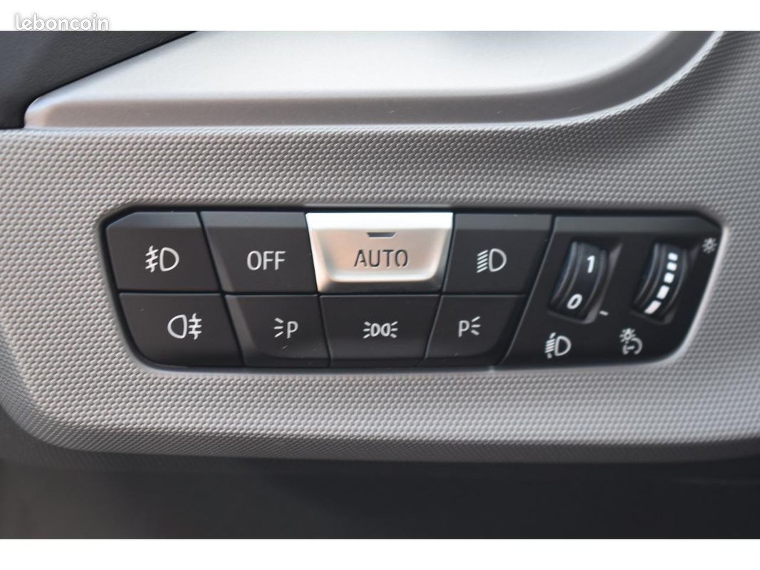 BMW SERIE 1 118i 136 ch DKG7 F40 (image 21)
