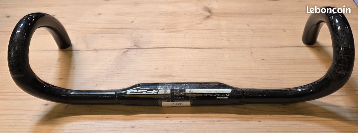 Guidon VTT FSA K-Force Plat En Fibre De Carbone - Largeur 600mm - Diamètre 31.8mm - Occasion