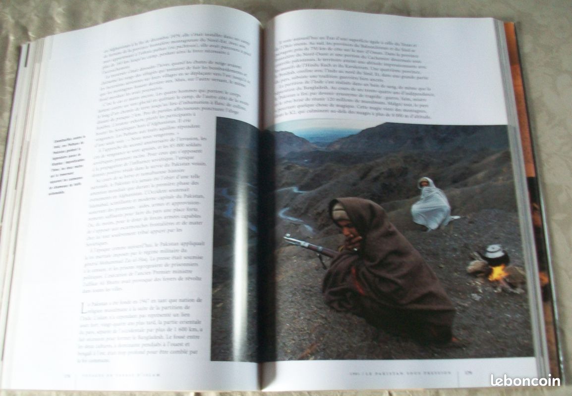 National Geographic - Cent Ans d'Archives "VOYAGES EN TERRES D'ISLAM" 2001 (image 10)
