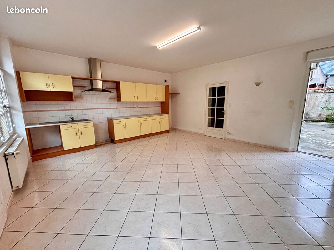 Maison 5 pièces 110 m² · à Saint-Méen-le-Grand · 110 m² · 680 €/mois