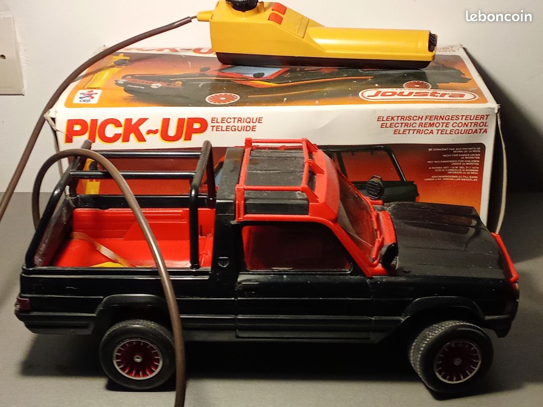Jouet ancien marque Joustra Mercedes C111 - Jeux & Jouets