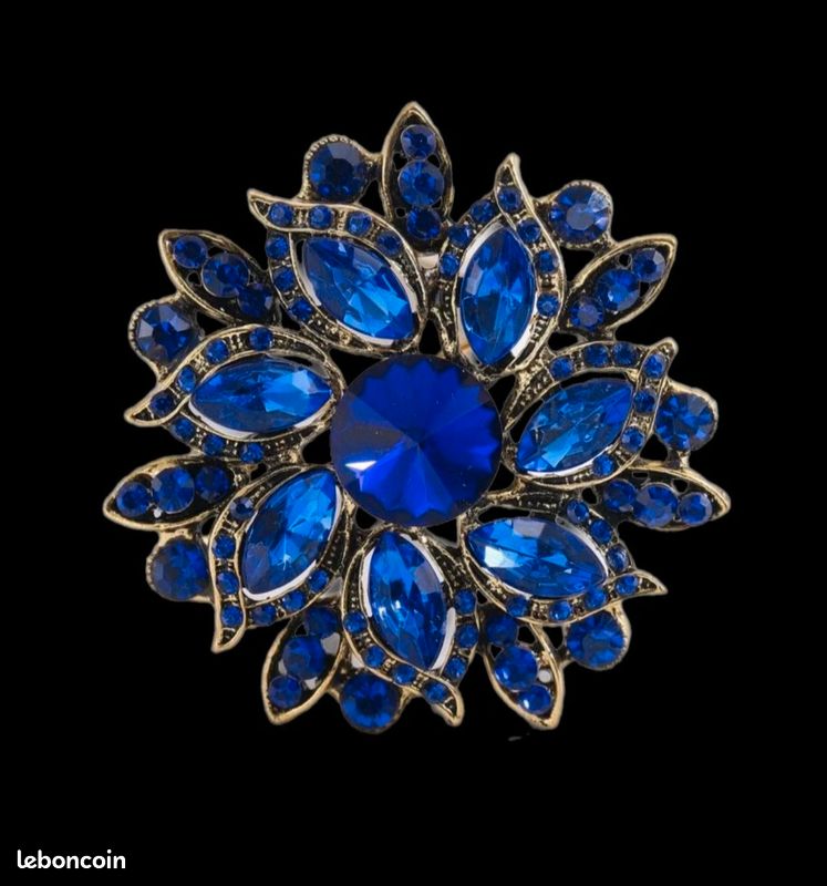 Broche Fleur En Argent 835 Avec Cristal Bleu Façon Topaze - Occasion - Sans Marque