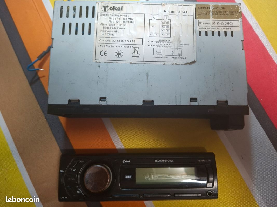 Poste Radio Tokai LAR-74 (image 1)