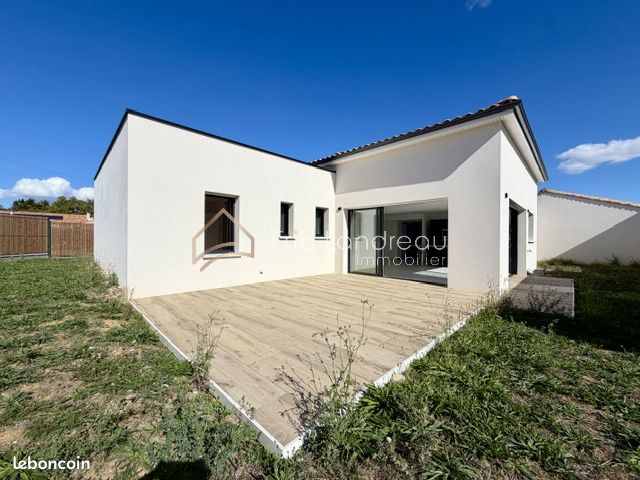 Maison 4 pièces 116 m² · à Saint-Hilaire-la-Forêt · 116 m² · 359 900 €