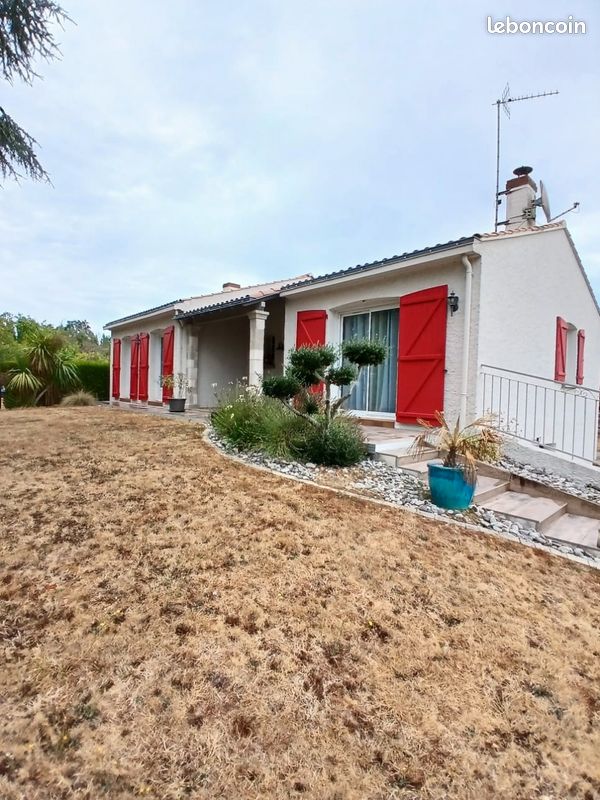 Maison 5 pièces 107 m² · à Mouilleron-le-Captif · 107 m² · 290 000 €