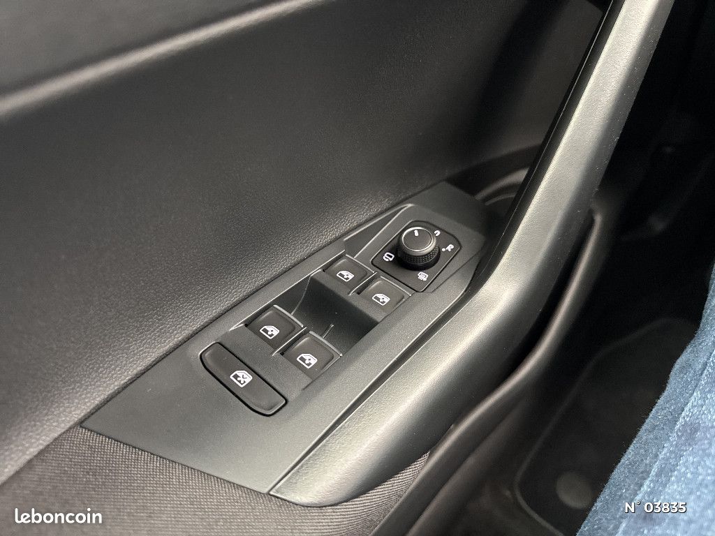 Volkswagen Polo 1.0 TSI 95 S&S BVM5 R-Line Edition (image 28)