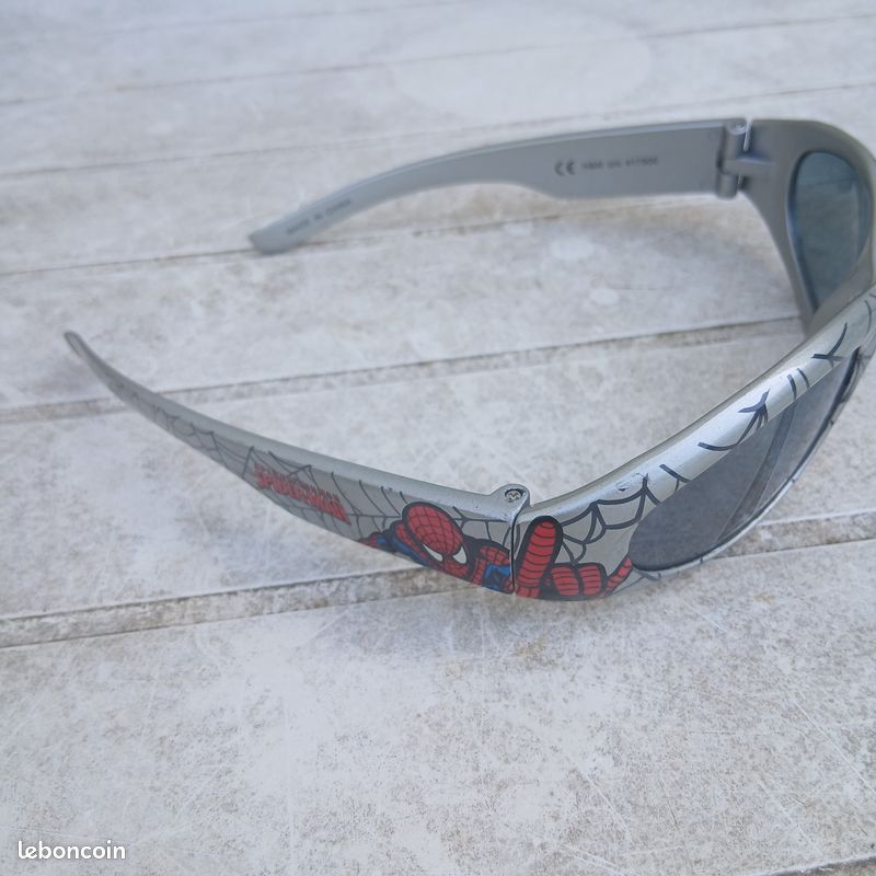 Lunettes de soleil enfant Spiderman (image 5)