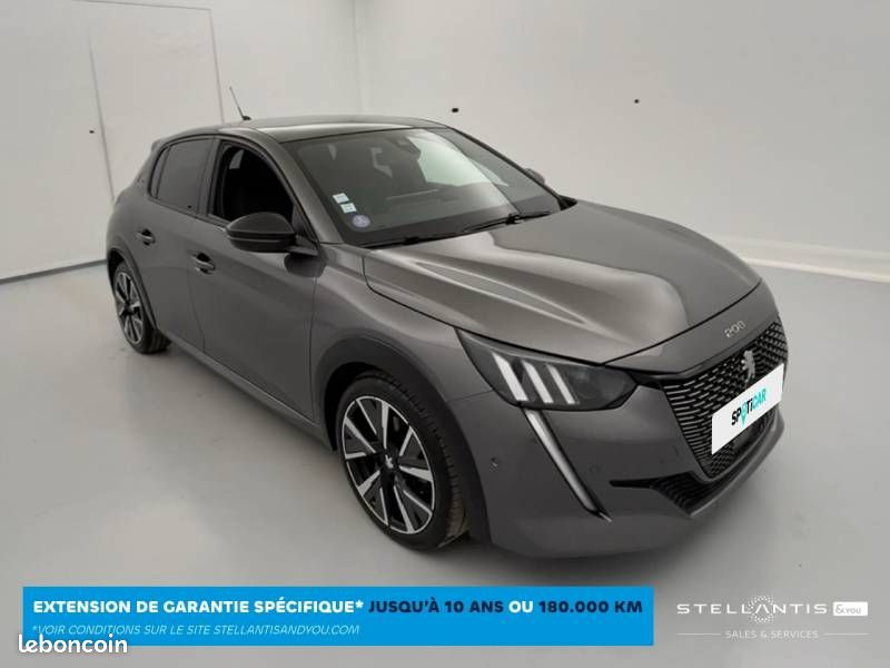 Peugeot 208 PureTech 100 S&S EAT8 GT (image 7)