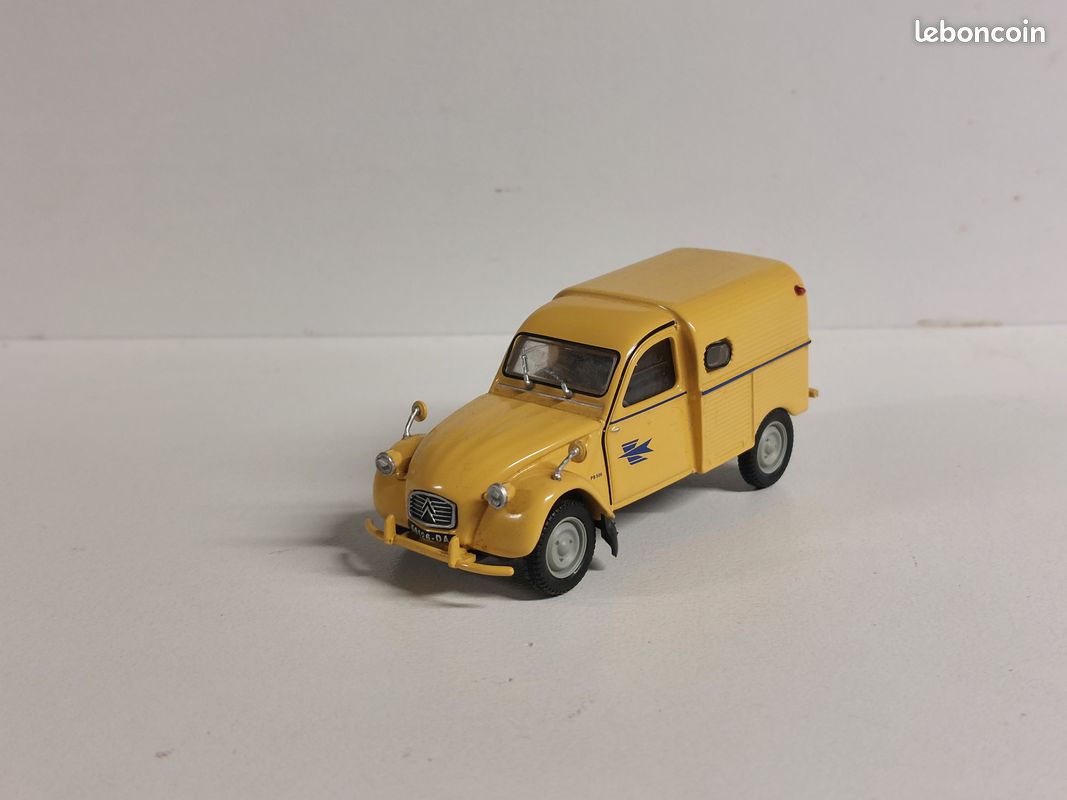 Modèle Réduit Citroën ID Break 1960 - Édition Presse Universal Hobbies 1/43