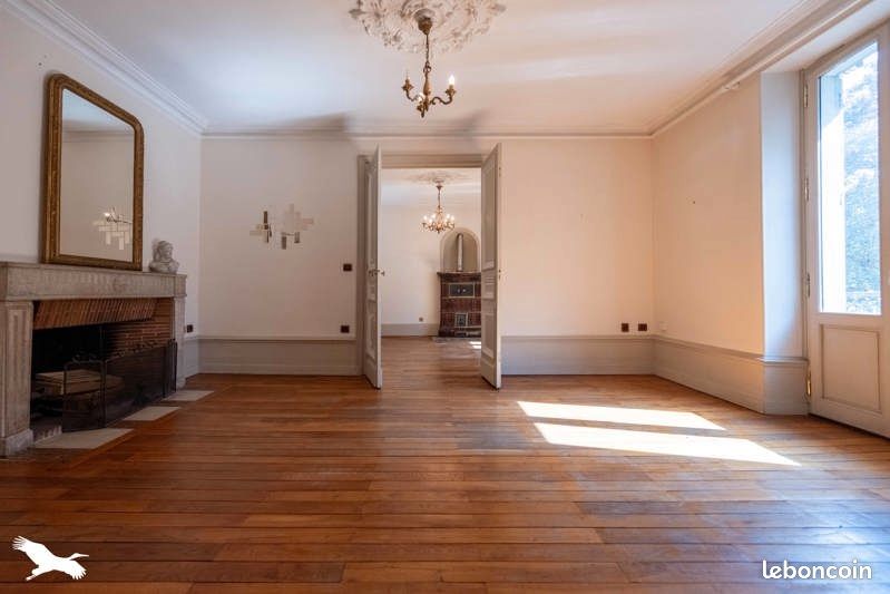 Appartement 5 pièces 137 m² · à Bourges · 137 m² · 249 990 €