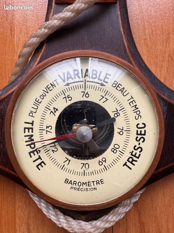 Baromètre barostar sur support bois et hublot en laiton - vintage