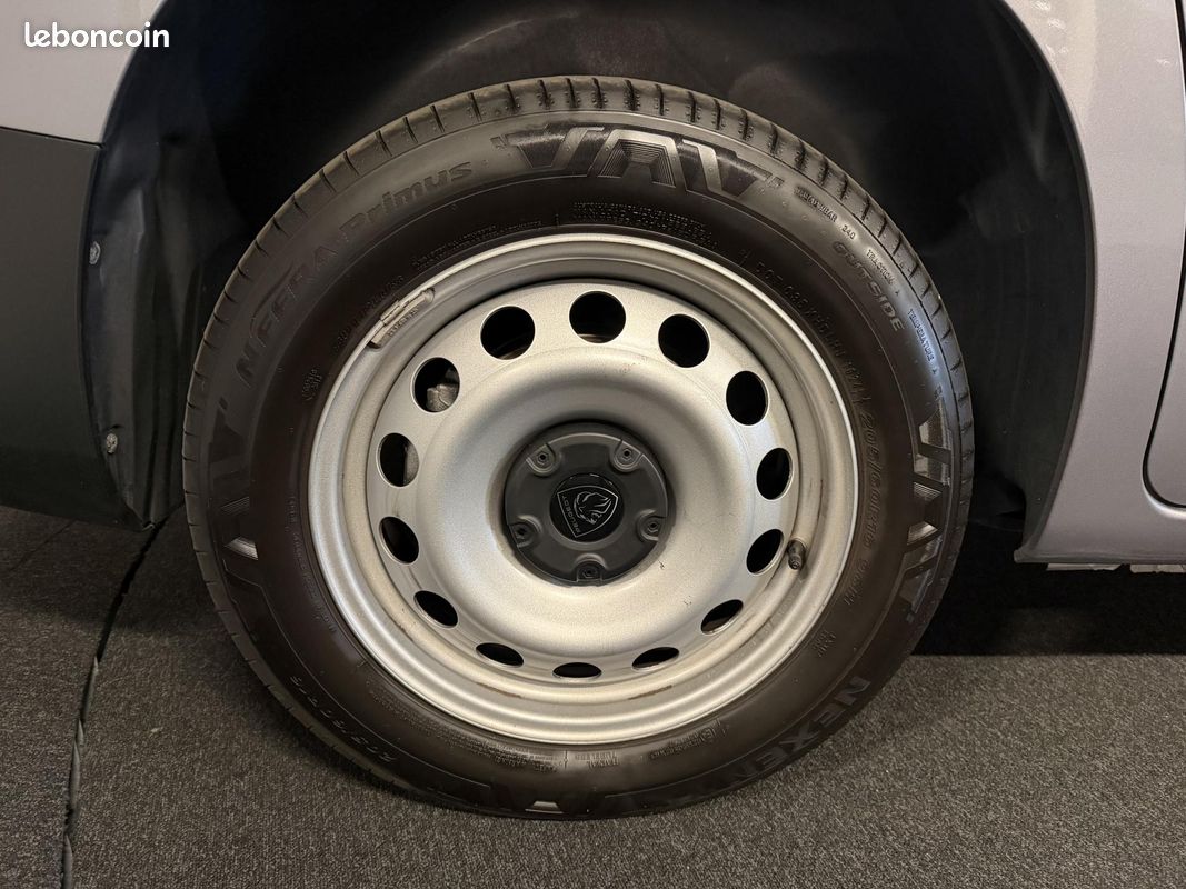 PEUGEOT PARTNER M 650KG 1.5 BlueHDi 130 Pack Premium Connect (image 9)