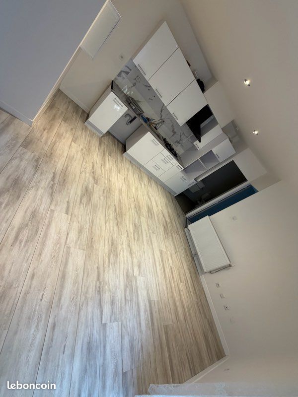Appartement 2 pièces 45 m² · à Villeneuve-le-Roi · 45 m² · 900 €/mois