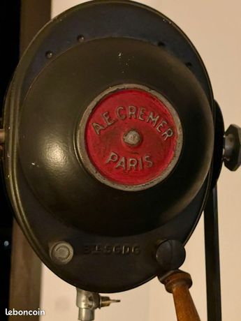 Ancien projecteur fresnel cinéma Mole Richardson 406 (no jielde, gras