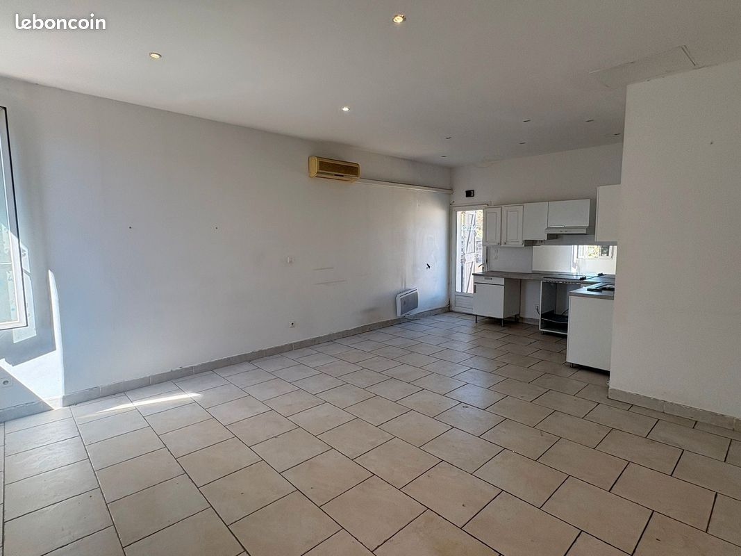 Appartement 3 pièces 68 m² · à Marseille · 68 m² · 195 000 €