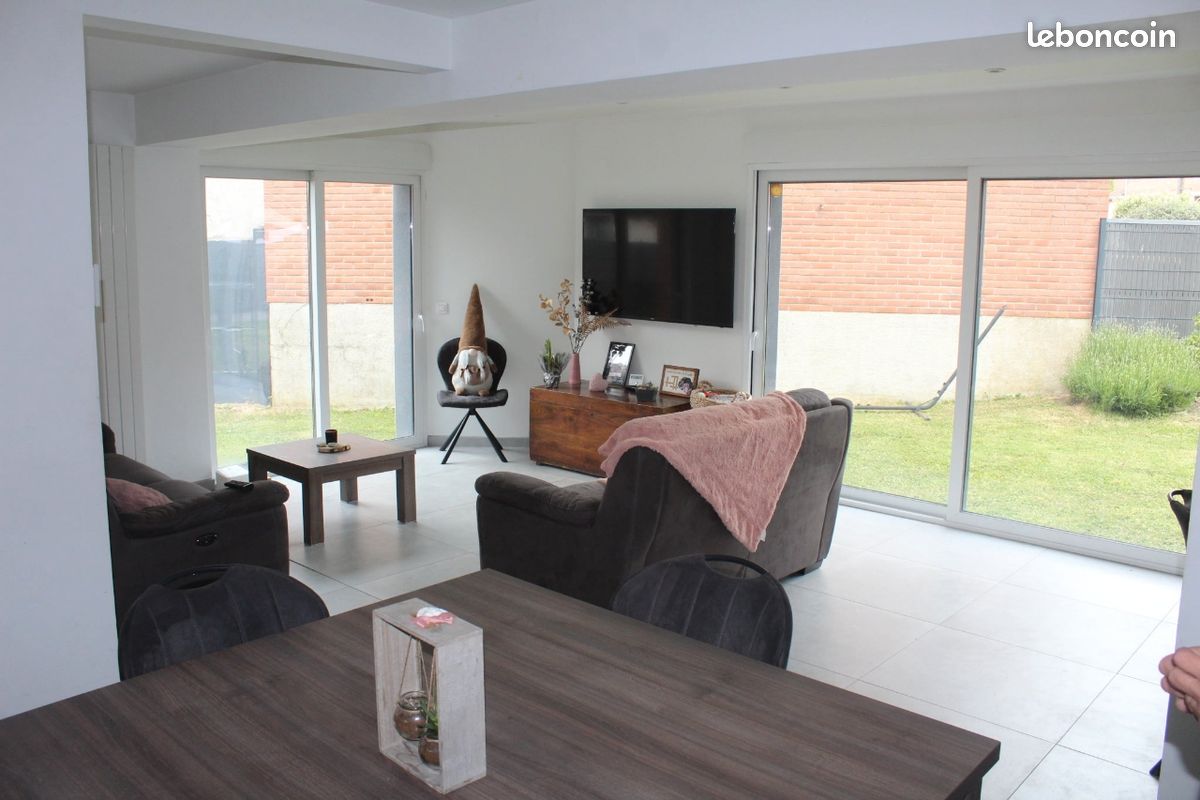 Maison 4 pièces 108 m² · à Linselles · 108 m² · 360 000 €