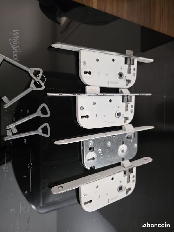 Serrure à Encastrer Vachette Pour Porte Intérieure - Modèle Gauche, Acier Et Laiton Argenté