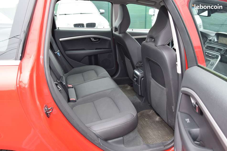 Volvo V70 AWD 2.4 D4 163CV BVA ........ PARC OUVERT 7/7 SUR RDV ........ (image 3)