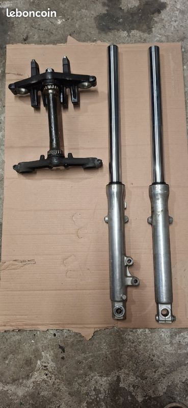 Fourche et té de fourche Kawasaki ER5 (image 1)