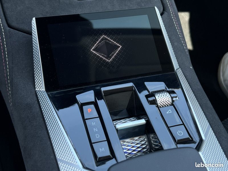 Ds DS 4 1.2 130 CH PERFORMANCE LINE + EAT8 / CAMERA / CARPLAY SANS FIL (image 17)