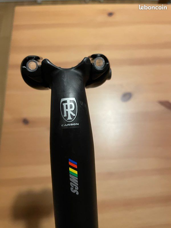 Tige de selle carbone (image 1)