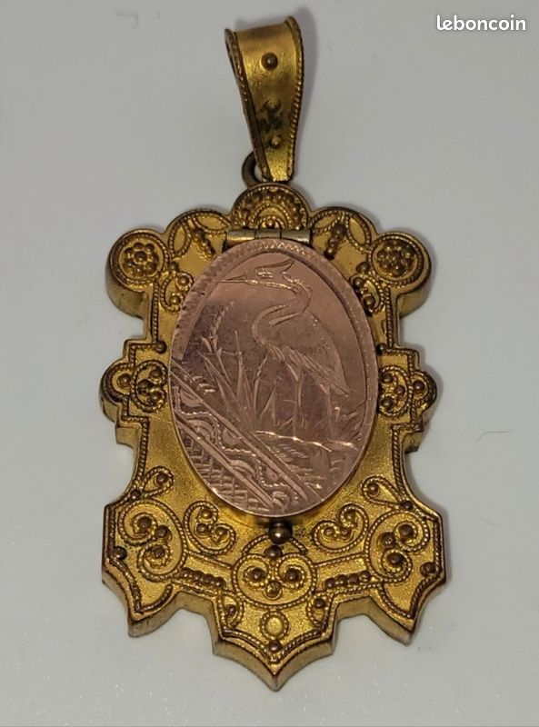 Pendentif Médaillon Victorien Ancien - Or Vermeil Sur Laiton - Belgique Occasion