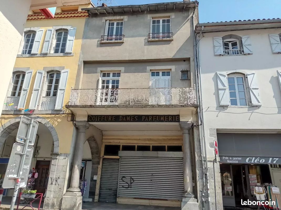 Immeuble 7 pièces 170 m² · à Saint-Girons · 170 m² · 138 000 €