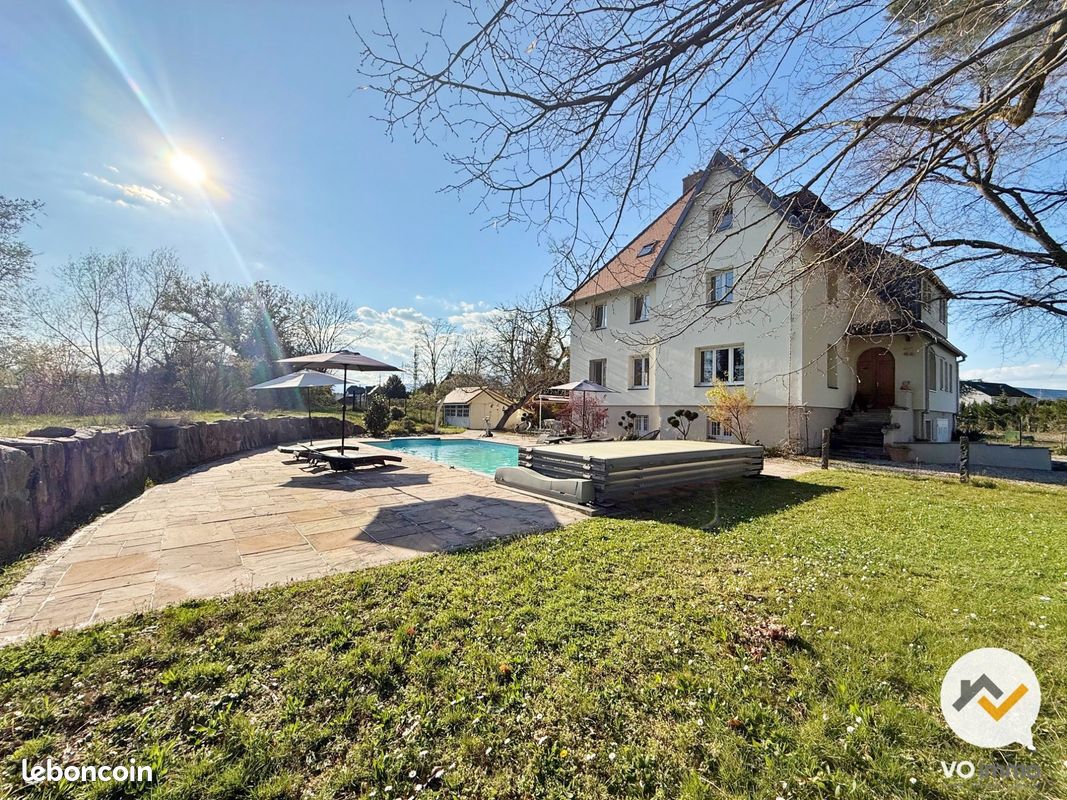 Maison 10 pièces 303 m² · à Staffelfelden · 303 m² · 780 000 €