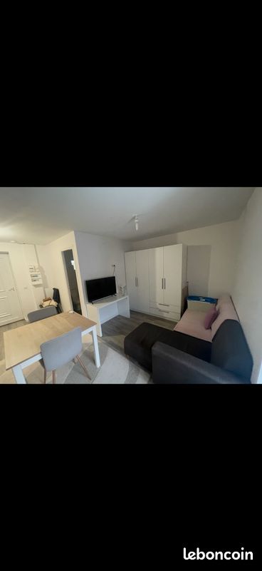 Appartement 2 pièces 49 m² · à La Queue-en-Brie · 49 m² · 975 €