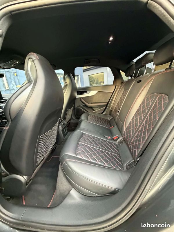 AUDI A4 40 TDI 204 S tronic 7 QUATTRO S Edition (image 10)