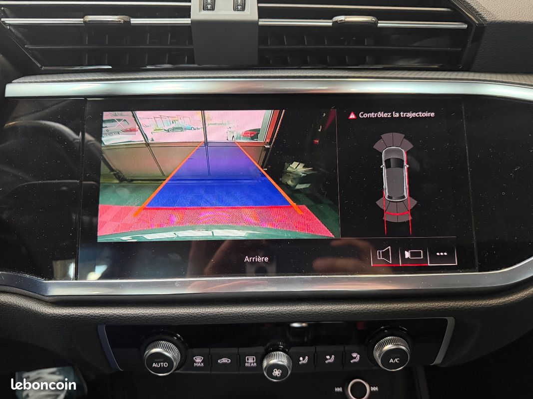 AUDI Q3 35 TFSI 150 ch S tronic 7 Business line (image 35)