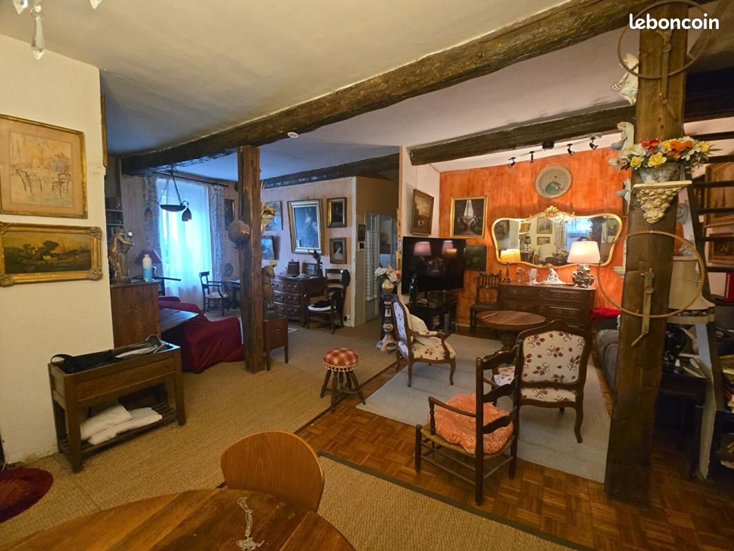 Maison 8 pièces 200 m² · à Lézignan-Corbières · 200 m² · 225 000 €