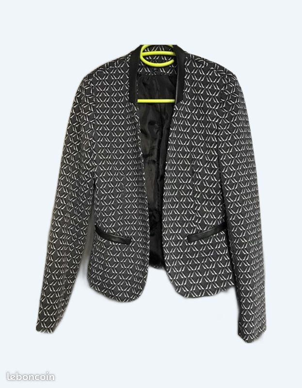 Blazer (image 1)