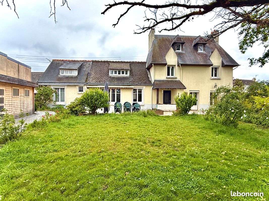 Maison 8 pièces 200 m² · à Saint-Avertin · 200 m² · 416 000 €
