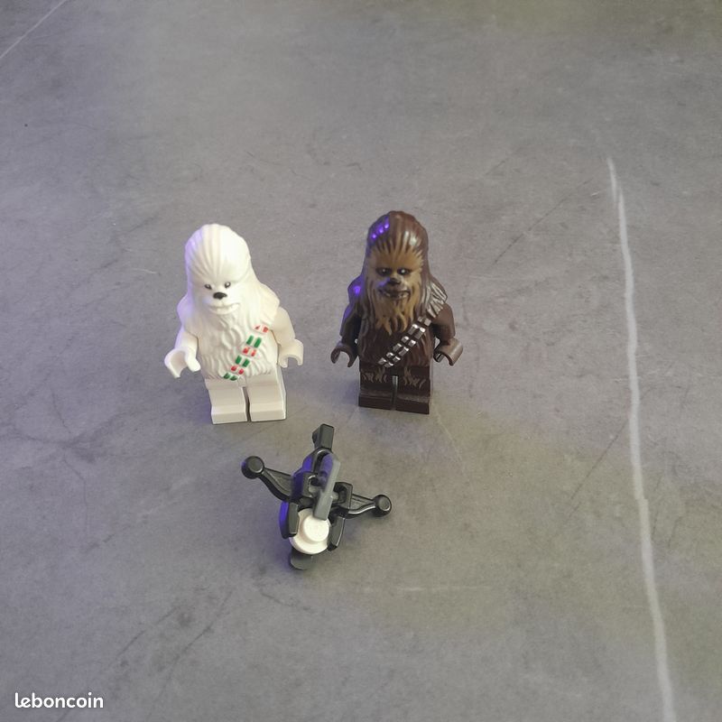 Lot 2 figurines Chewbacca (image 1)