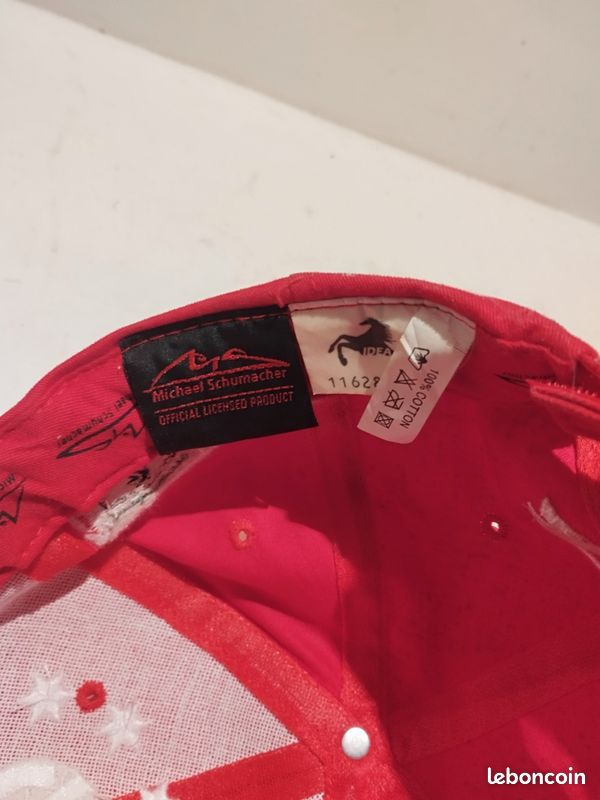 Casquette signée Michael Schumacher 2003