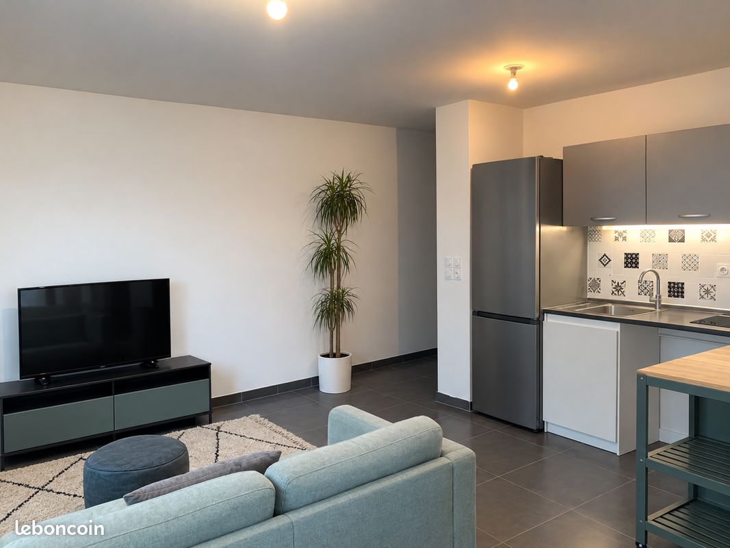 Immeuble 2 pièces 43 m² · à Caluire-Et-Cuire · 43,2 m² · 219 000 €