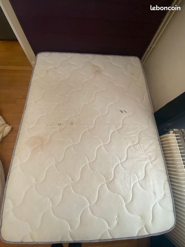 Lit (matelas + sommier tapissier ) (image 4)