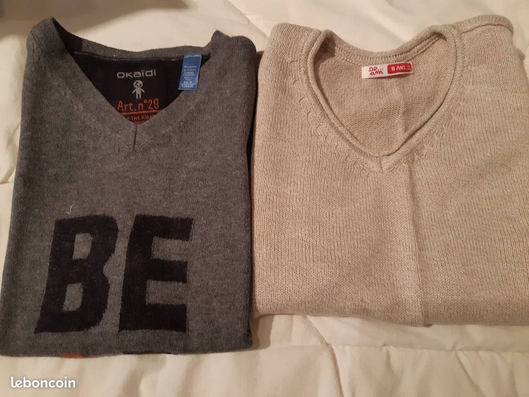 Lot de pulls sans manches 8 ans (image 1)